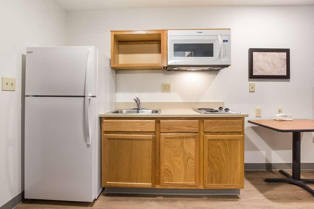 Extended Stay America Select Suites - Indianapolis - West Avon Room photo